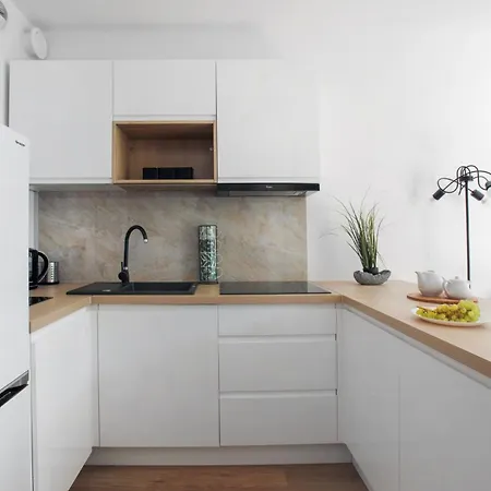 Komfortowy Z Balkonem I Parkingiem Apartmán