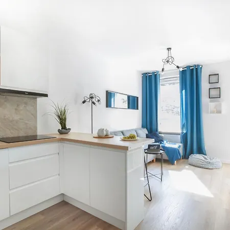 Apartmán Komfortowy Z Balkonem I Parkingiem *