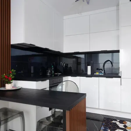 Apartmán Komfortowy Z Balkonem I Parkingiem *