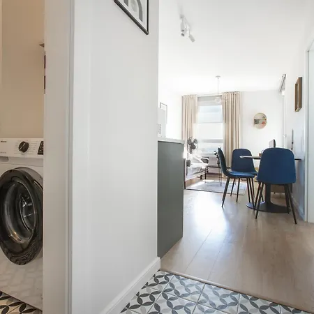 Apartmán Komfortowy Z Balkonem I Parkingiem *