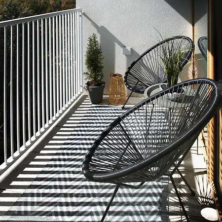 Apartment Komfortowy Z Balkonem I Parkingiem Wroclaw