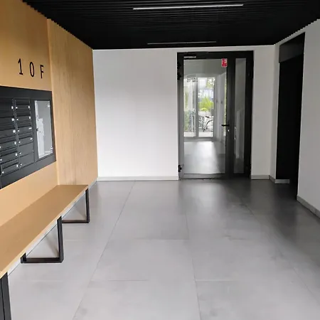 Komfortowy Z Balkonem I Parkingiem Apartment