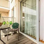 Komfortowy Z Balkonem I Parkingiem Apartment *