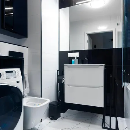 Apartment Komfortowy Z Balkonem I Parkingiem