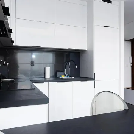 Apartment Komfortowy Z Balkonem I Parkingiem *