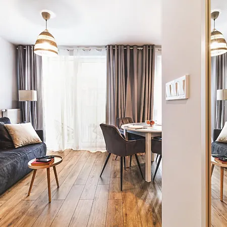 Apartment Komfortowy Z Balkonem I Parkingiem Breslau