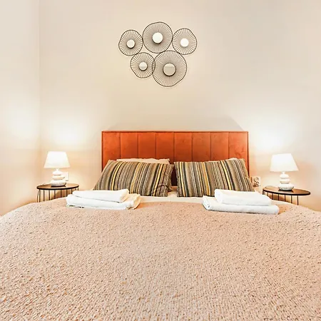 Komfortowy Z Balkonem I Parkingiem Lejlighed