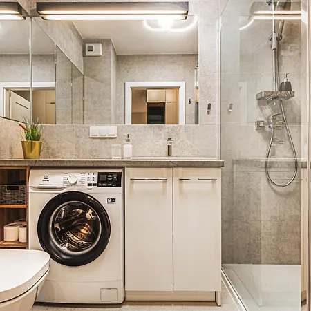 Apartment Komfortowy Z Balkonem I Parkingiem Breslau