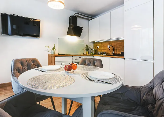 Komfortowy Z Balkonem I Parkingiem * فروتسواف