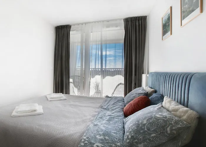 Komfortowy Z Balkonem I Parkingiem شقة فروتسواف