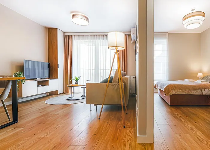 شقة Komfortowy Z Balkonem I Parkingiem