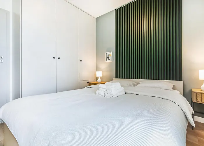 Komfortowy Z Balkonem I Parkingiem * فروتسواف