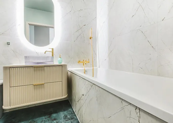 شقة Komfortowy Z Balkonem I Parkingiem